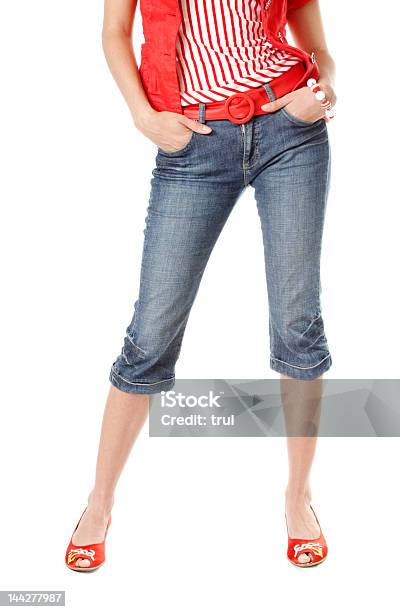 Ragazza In Jeans - Fotografie stock e altre immagini di Abbigliamento casual - Abbigliamento casual, Adolescente, Adulto