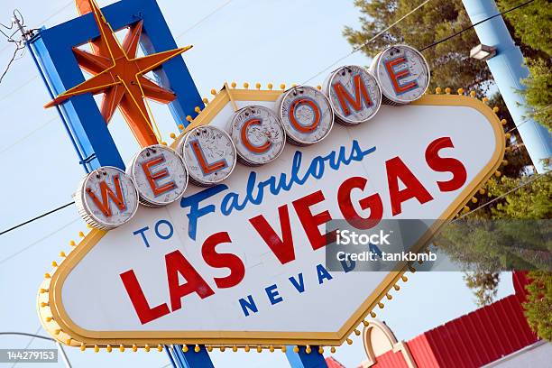 Photo libre de droit de Signe De Las Vegas banque d'images et plus d'images libres de droit de Panneau de bienvenue à Las Vegas - Panneau de bienvenue à Las Vegas, Ampoule électrique, Arrivée