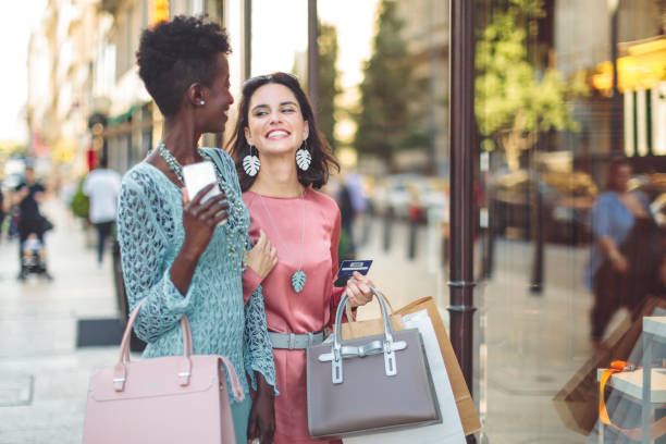 istock Friends are window shopping 1442799686