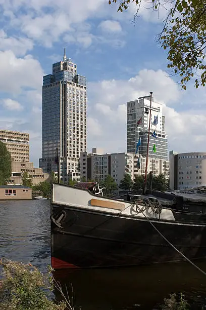 The Rembrandt tower was built in 1995. It offers space to 33 floors of offices. The building is 133 meters high wich makes it currently the highest in amsterdam.