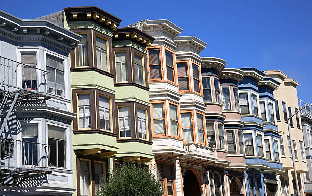istock Victorian Homes in San Francisco 144280882