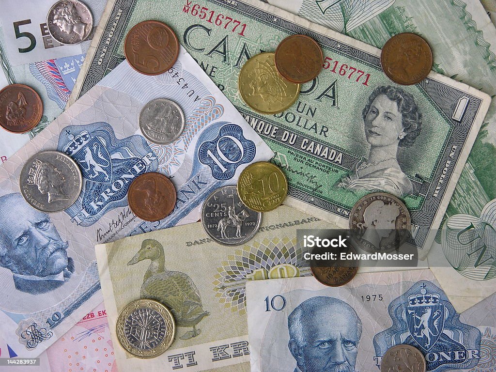 Moedas & moeda internacional - Foto de stock de Aposentadoria royalty-free
