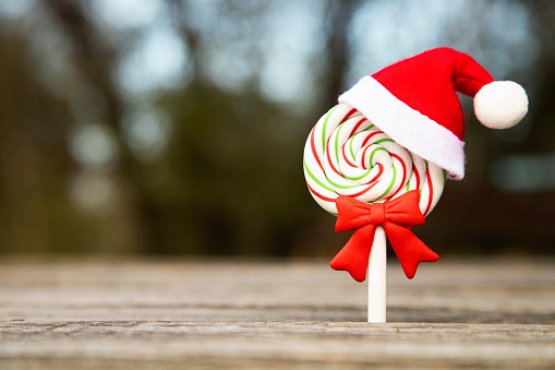 Lollipop with Santa hat