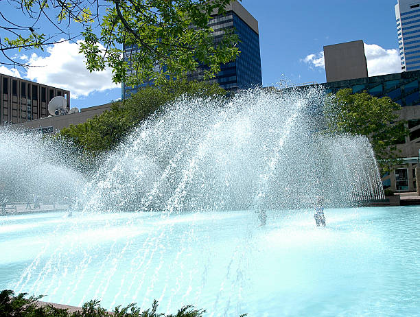 istock Splash in the city 144284757