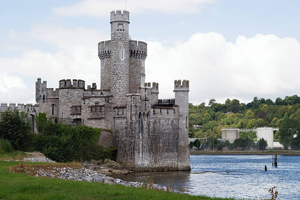 castillo de irlanda (blackrock) cork, irlanda - county cork fotografías e imágenes de stock