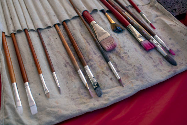 istock paintbrush set in fabric pouch 1442848755