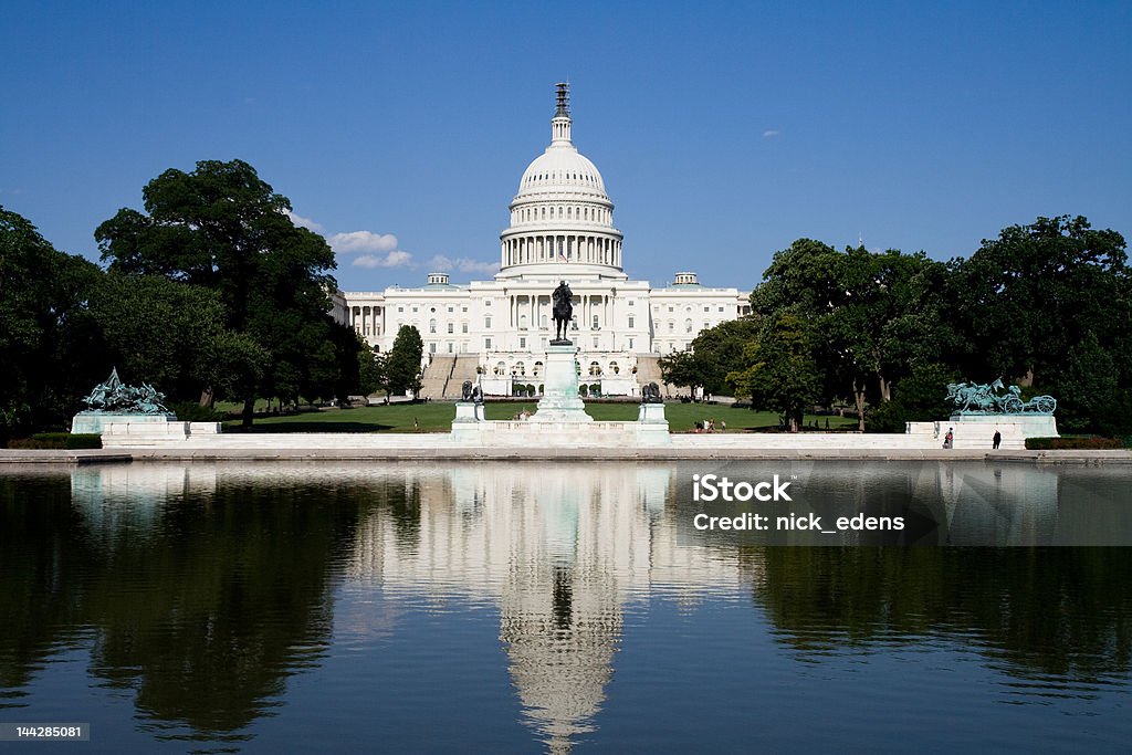 De Estados Unidos, el Capitolio en Washington, DC - Foto de stock de Agua libre de derechos