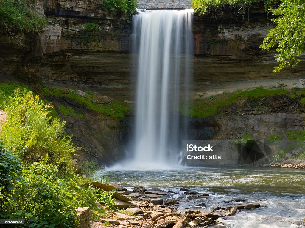 Minnehaha 폭포, Minneapolis, MN - 로열티 프리 떨어짐 스톡 사진