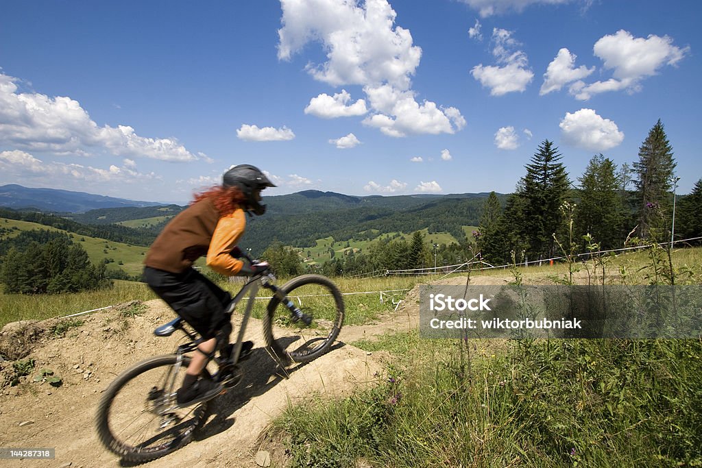MTB downhill concorrência - Foto de stock de Adulto royalty-free