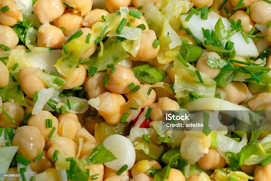 Salada de grão-de-bico - Foto de stock de Cebolinha royalty-free