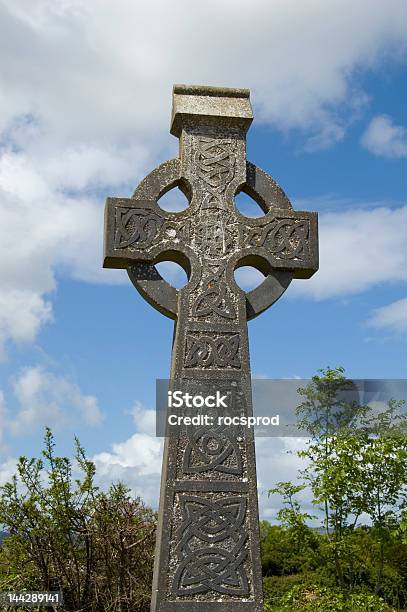 Croce Celtica Dirlanda - Fotografie stock e altre immagini di Croce celtica - Croce celtica, Mistero, Stile celtico