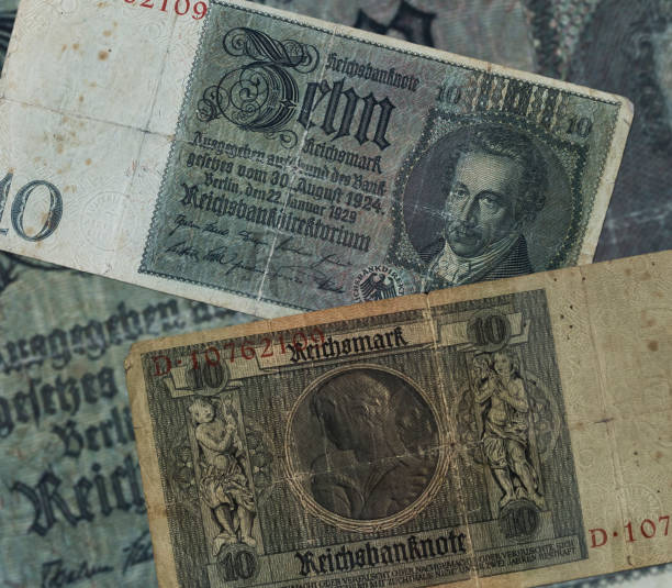 istock Banknotes for Weimar Republic ten Reichsmark 1442904827