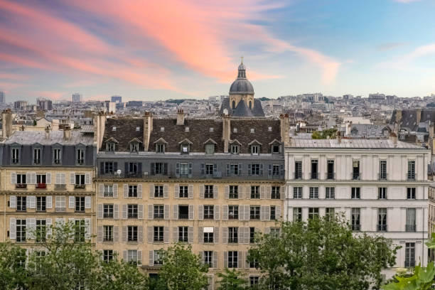 istock Paris, the ile saint-louis 1442922719