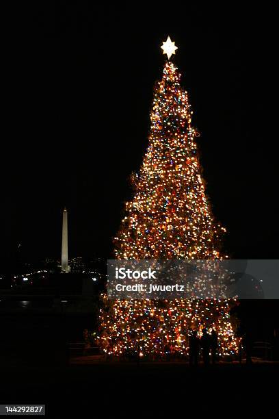 Árbol De Navidad Foto de stock y más banco de imágenes de Capitol Hill - Capitol Hill, Ciudades capitales, Destinos turísticos
