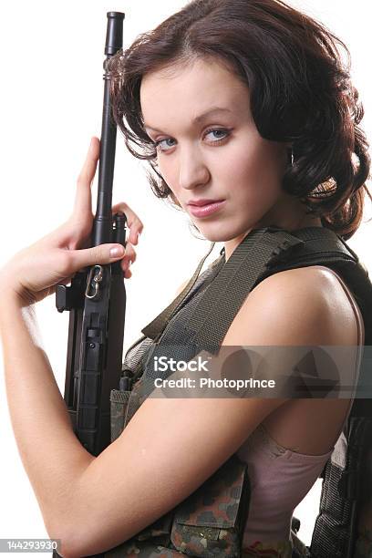 아름다운 소녀 및 무기 무기에 대한 스톡 사진 및 기타 이미지 - 무기, 여자, 관능