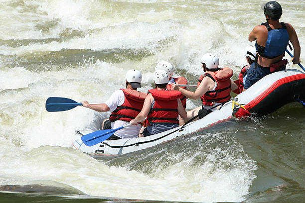 rafting em rápidos - white water atlanta fotos imagens e fotografias de stock