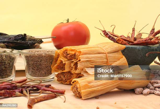 Comida Mexicana Foto de stock y más banco de imágenes de Tamal - Tamal, Ajo, Alimento
