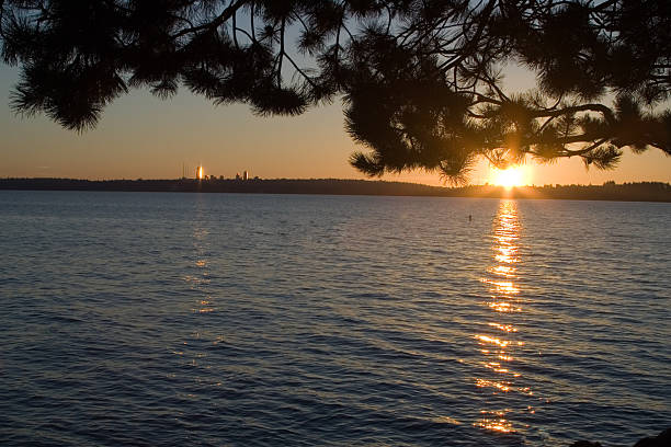 istock Lake sunset in Seattle 144295291