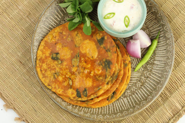 istock Indian flatbread stuffed with fenugreek leaves and spices 1443031812