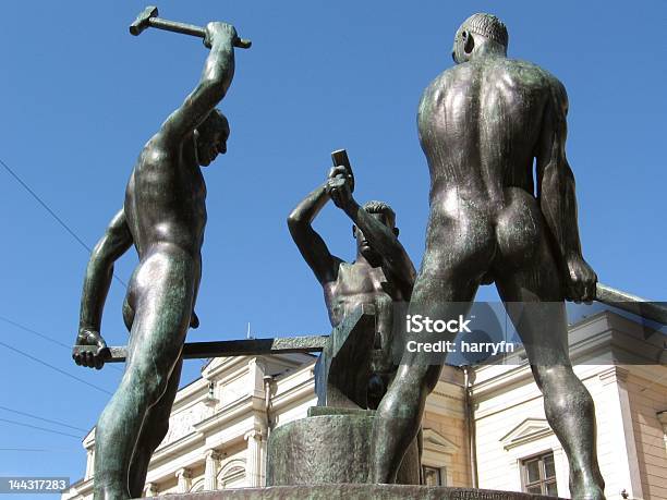 Helsinki Finlândia - Fotografias de stock e mais imagens de Nádega - Nádega, Escultura, Estátua