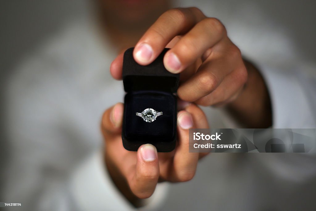 Marry me - Foto stock royalty-free di Fidanzamento