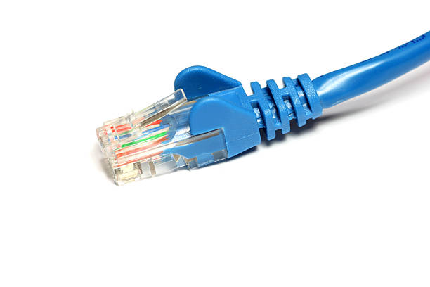 connettore di rete rj45 - network connection plug rj45 cable bandwidth foto e immagini stock