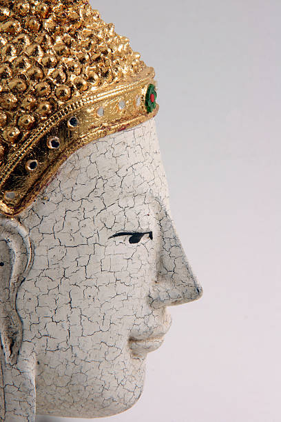 bouddha masque profil - thailand buddha mask human eye photos et images de collection