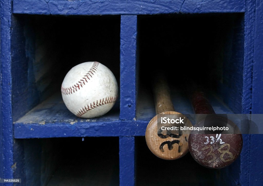 baseball und zwei Fledermäuse - Lizenzfrei Baseball Stock-Foto