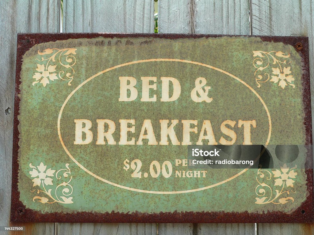 &-Señalización de desayuno - Foto de stock de Alojamiento y desayuno libre de derechos