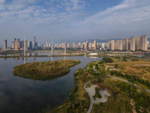 istock A lakeside city 1443289349