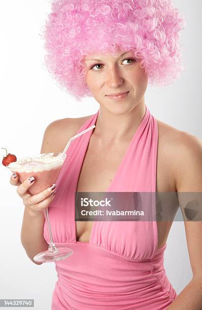 ガールピンク - かつらのストックフォトや画像を多数ご用意 - かつら, まつげ, イチゴ