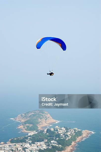 Parapente 2 Foto de stock y más banco de imágenes de Cielo - Cielo, Deporte, Deporte de riesgo