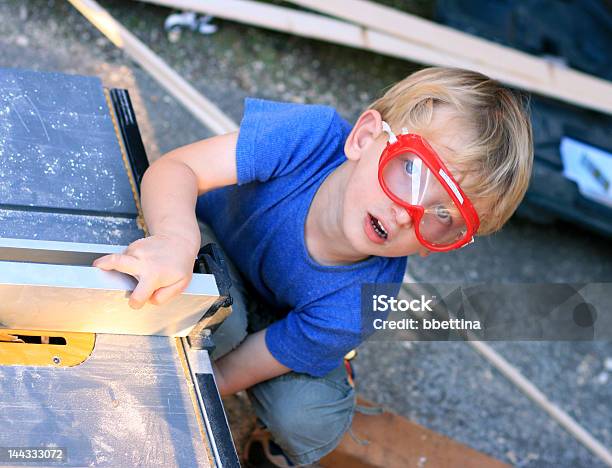 Little Bauarbeiter Stockfoto und mehr Bilder von Arbeiter - Arbeiter, Arbeitssicherheit, Bastelarbeit