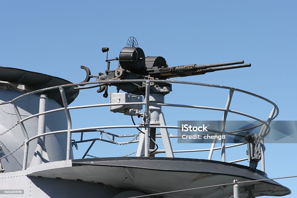 Camas de solteiro, máquina de armas topo de um navio de batalha - Foto de stock de Arma de Fogo royalty-free