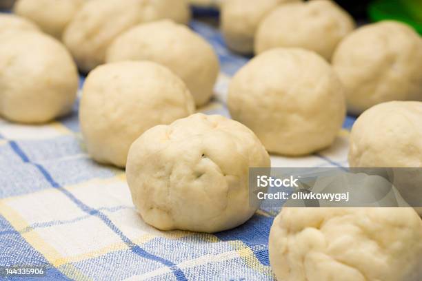 Dumpling - zdjęcia stockowe i więcej obrazów Bez ludzi - Bez ludzi, Biały, Bliskie zbliżenie