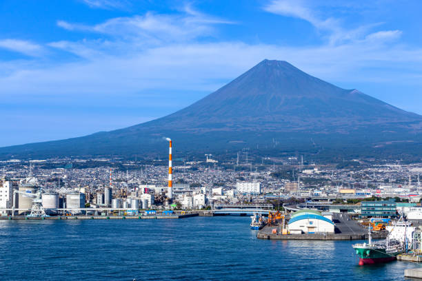 vista do monte fuji de tagonoura no japão. - 3504 - fotografias e filmes do acervo