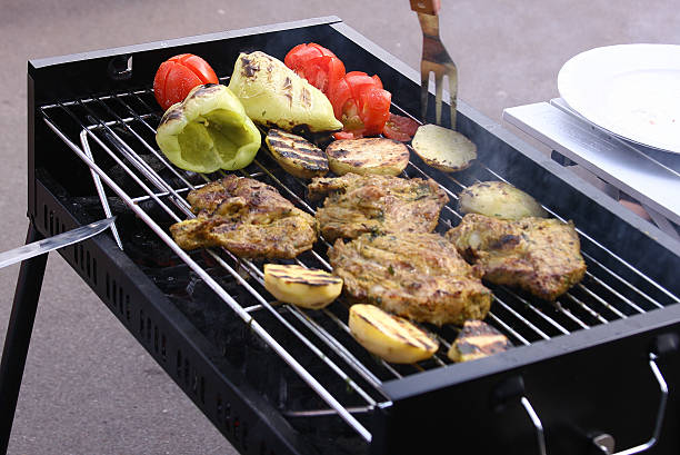 istock Grilled meat, pepper and tomatoes 144338117