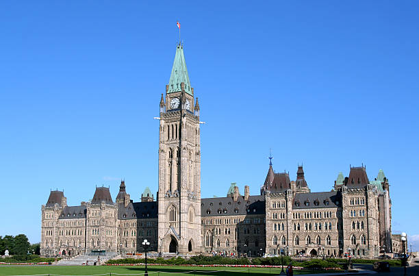 istock Canadian Parliament Buildings 144339396