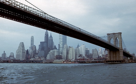 New York City, NY, USA, 1964. The Brooklyn Bridge in southern Manhattan.