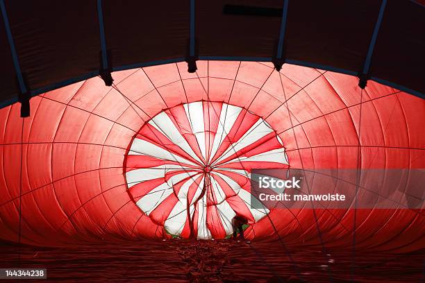 Balão Olho Xxl - Fotografias de stock e mais imagens de Balão de ar quente - Balão de ar quente, Preparação, Descolar - Atividade
