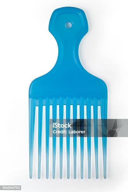 Peine Traslúcido Aislado Con Trazado De Recorte Foto de stock y más banco de imágenes de Accesorio para el pelo - Accesorio para el pelo, Azul, Belleza