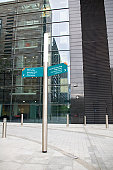 london-street-sign.jpg?b=1&s=170x170&k=20&c=-YYIQYqRA12TnoSS5Sbg42T0CkcbRRepSTgXNWyjV30=