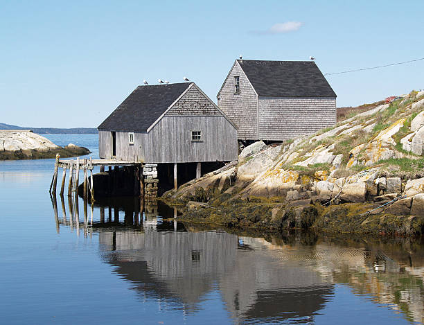 istock Peggy's Cove Fishing Vllage 144348963