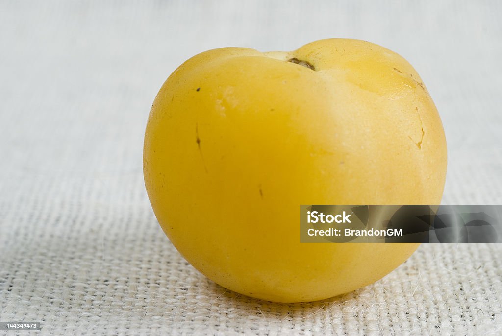 Patio melocotón tomate - Foto de stock de Amarillo - Color libre de derechos