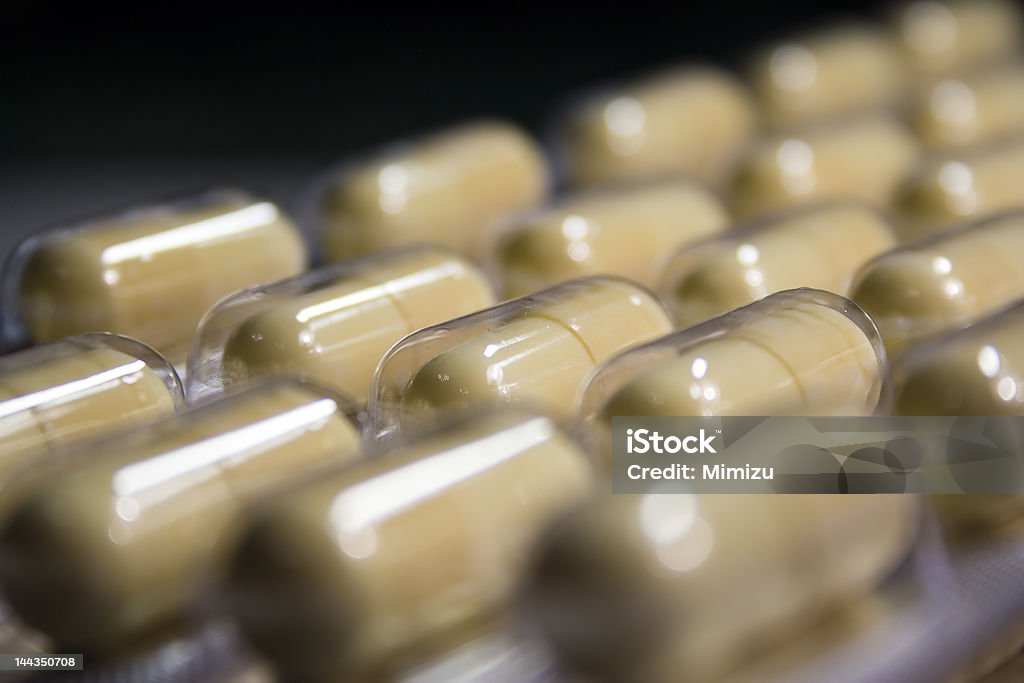 Las cápsulas - Foto de stock de Asistencia sanitaria y medicina libre de derechos
