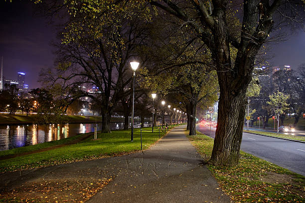 melbourne por la noche - yarras edge fotografías e imágenes de stock