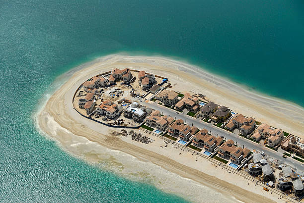 istock Close Up Of A Coastal Settlement 144352094