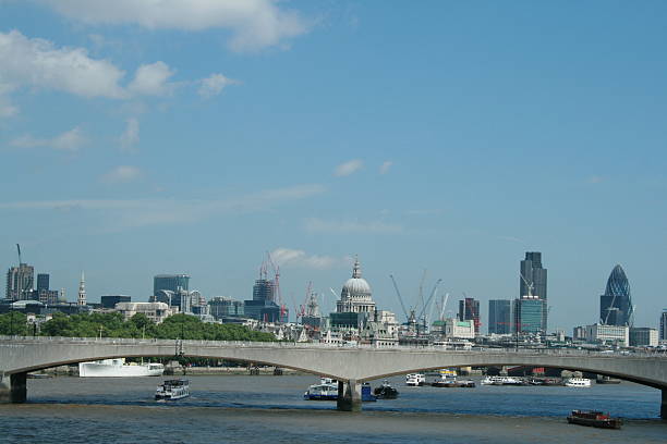 istock Sunny London Cityscape 144352573