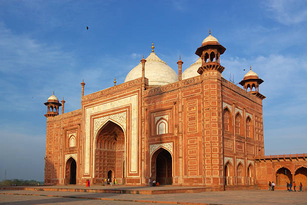istock red minaret in Taj Mahal 144353831