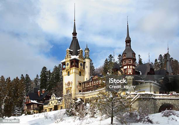 Pelesh Palas In Rumänien Stockfoto und mehr Bilder von Rumänien - Rumänien, Schlossgebäude, Alpen